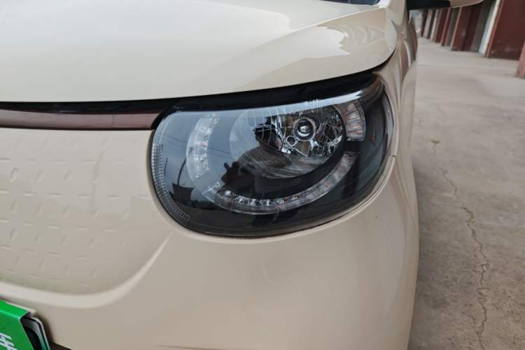 Used Xiaohu EV 2021 FOR-Two Little Cute Tiger Lithium-Ion Battery Left Front Headlight