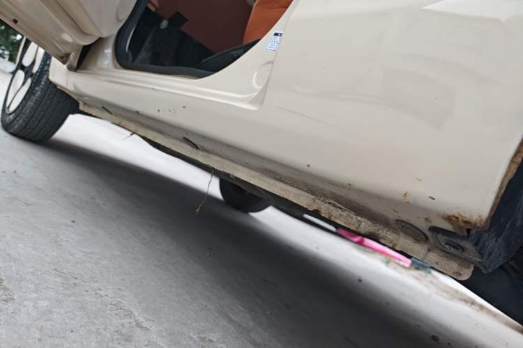 Used Xiaohu EV 2021 FOR-Two Little Cute Tiger Lithium-Ion Battery Left Side Sill