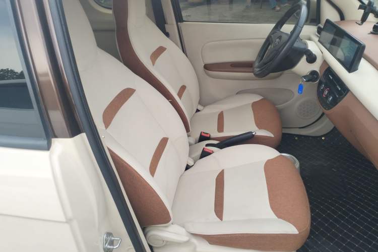 Used Xiaohu EV 2021 FOR-Two Little Cute Tiger Lithium-Ion Battery Right Front Seat