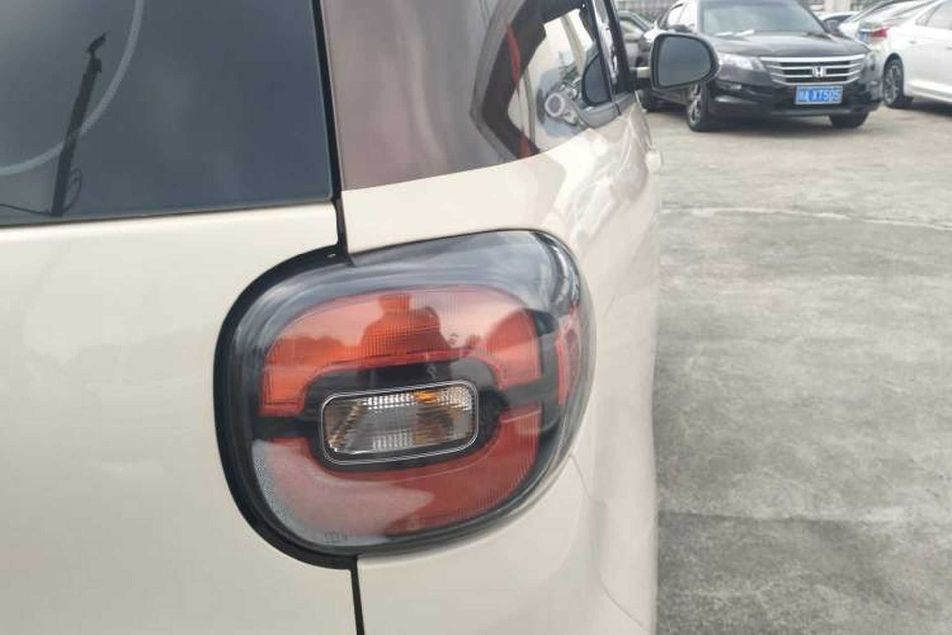 Used Xiaohu EV 2021 FOR-Two Little Cute Tiger Lithium-Ion Battery Right Rear Taillight