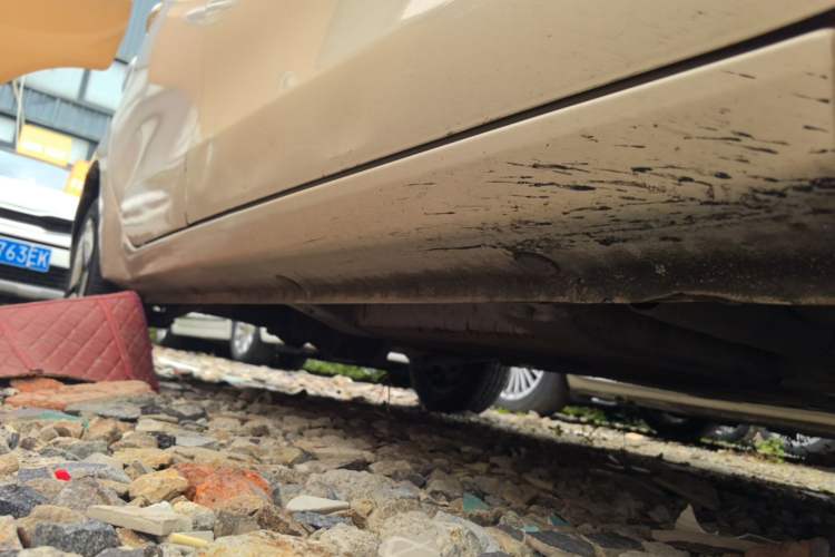 Used Xiaohu EV 2021 FOR-Four Goodie Tiger Long-Range Model Right Side Sill