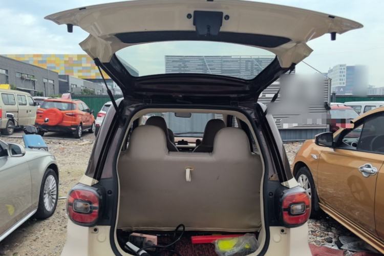 Used Xiaohu EV 2021 FOR-Four Goodie Tiger Long-Range Model Trunk