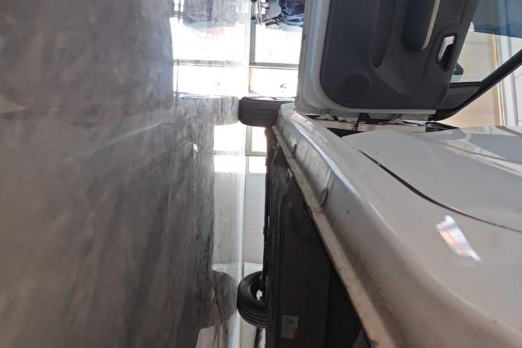 Used Xiaohu EV 2021 FOR-Four Guai Guai Hu Three-Cell Lithium Left Side Sill