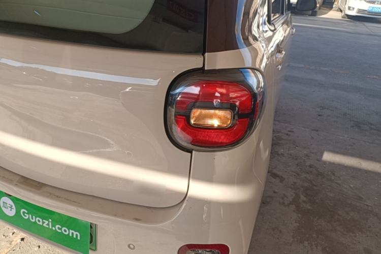 Used Xiaohu EV 2021 FOR-Four Guai Guai Hu Three-Cell Lithium Right Rear Taillight