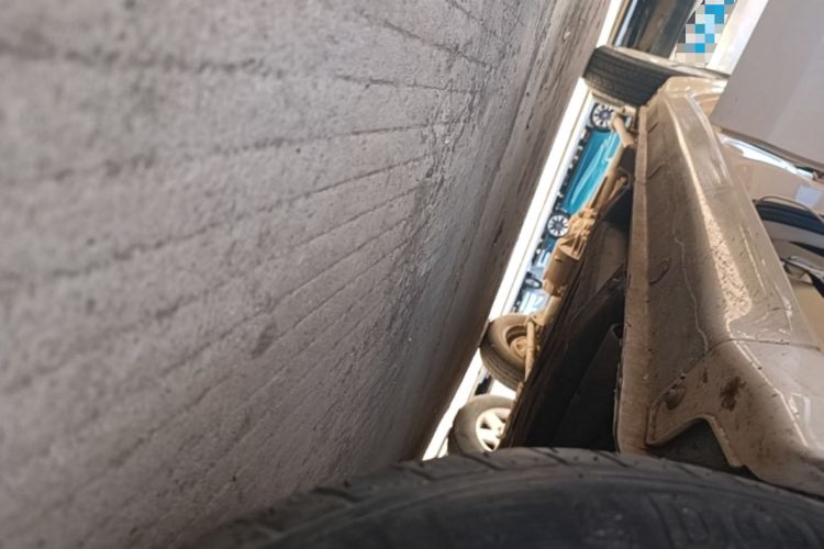 Used Xiaohu EV 2021 FOR-Four Guai Guai Hu Three-Cell Lithium Right Side Sill