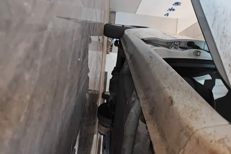 Used Xiaohu EV 2021 FOR-Four Guai Guai Hu Three-Cell Lithium Right Side Sill