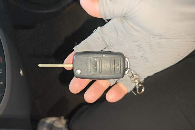 Used Xiaohu EV 2021 FOR-Four Guai Guai Hu Three-Cell Lithium Vehicle Key