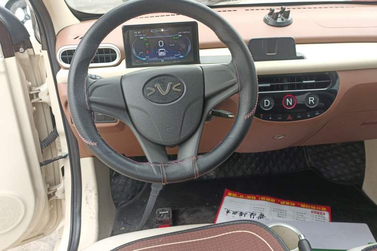Used Xiaohu EV 2021 FOR-Four Guai Guai Hu Three-Cell Lithium Audio And AC Panel