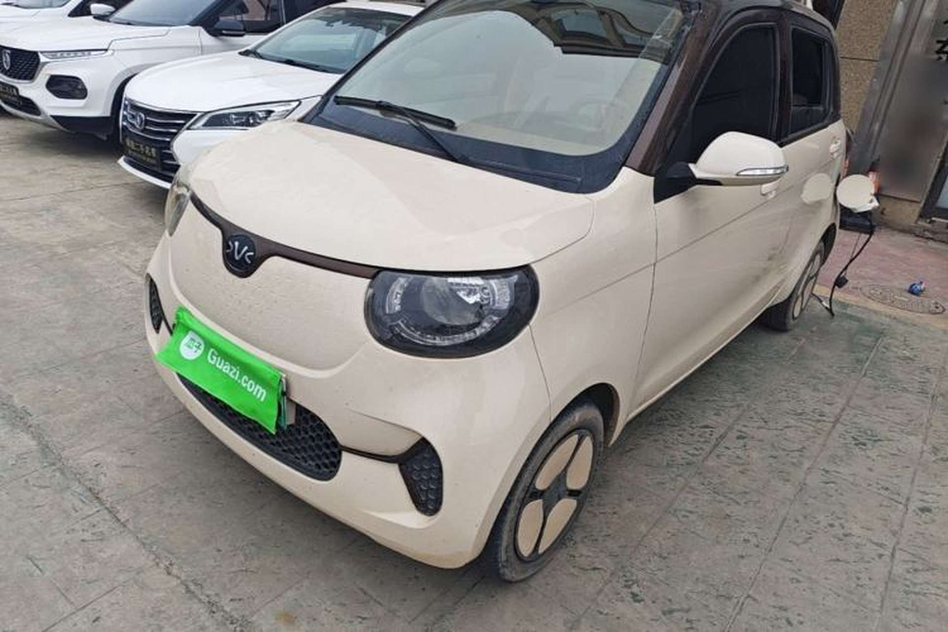 Used Xiaohu EV 2021 FOR-Four Guai Guai Hu Three-Cell Lithium Front Left 45 Deg