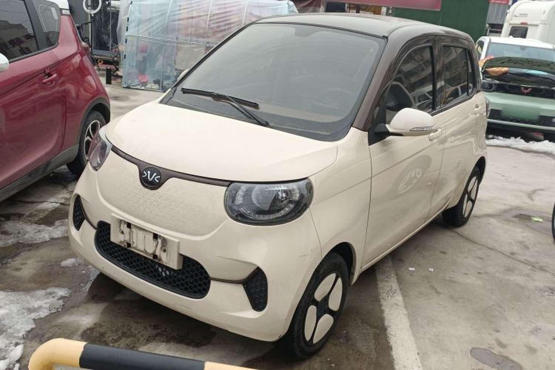 Used Xiaohu EV 2021 FOR-Four Guai Guai Hu Three-Cell Lithium Front Left 45 Deg