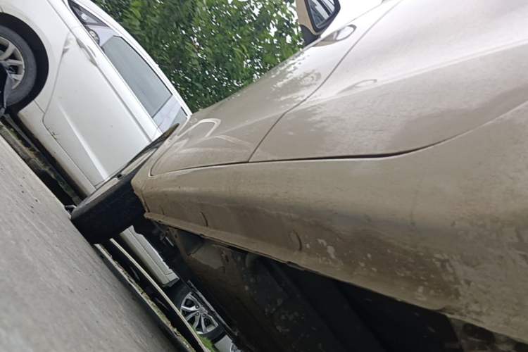 Used Xiaohu EV 2021 FOR-Four Guai Guai Hu Three-Cell Lithium Left Side Sill