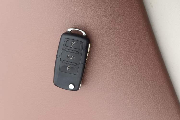 Used Xiaohu EV 2021 FOR-Four Guai Guai Hu Three-Cell Lithium Vehicle Key