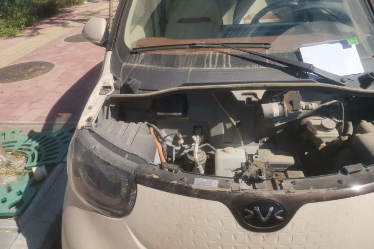 Used Xiaohu EV 2022 FOR-Four Guai Guai Tiger Long-Range Lithium-NMC Engine Bay Right