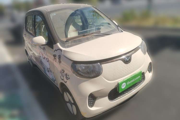 Used Xiaohu EV 2022 FOR-Four Guai Guai Tiger Long-Range Lithium-NMC Front Right 45 Deg