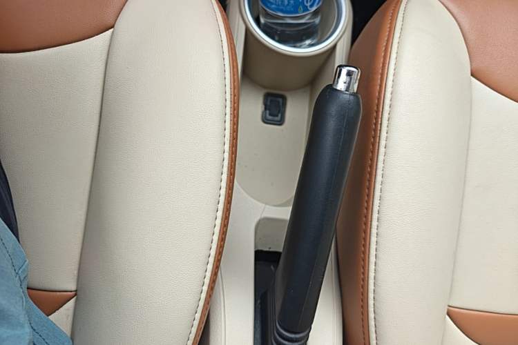 Used Xiaohu EV 2022 FOR-Four Goodie Tiger Ternary Lithium Gear Lever