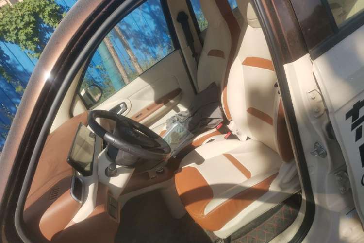 Used Xiaohu EV 2022 FOR-Four Guai Guai Tiger Long-Range Lithium-NMC Left Front Seat