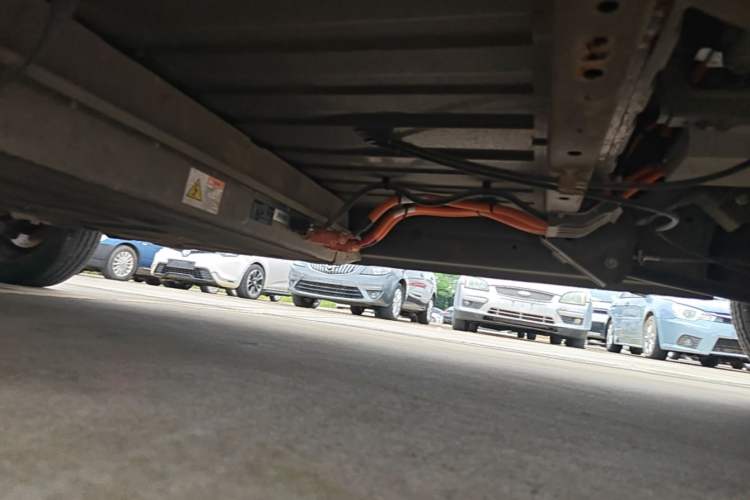 Used Xiaohu EV 2022 FOR-Four Goodie Tiger Ternary Lithium Left Side Sill
