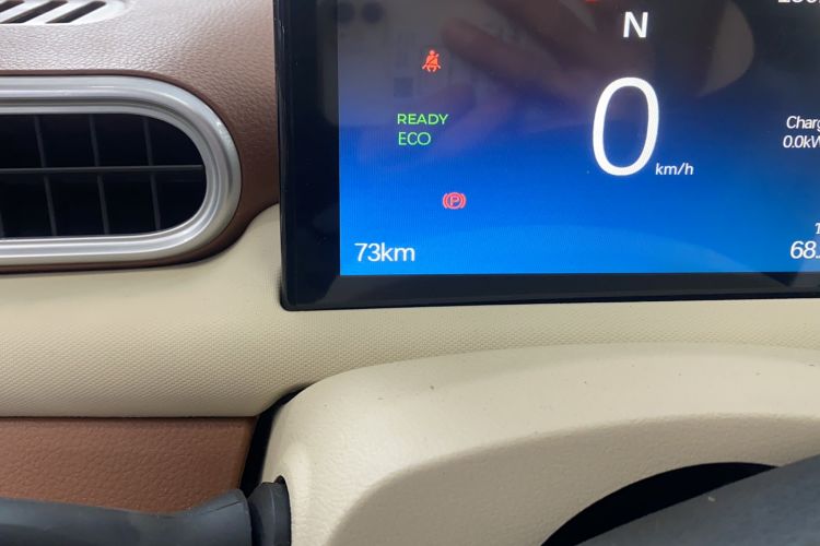 Used Xiaohu EV 2022 FOR-Four Goodie Tiger Ternary Lithium Odometer Close Up