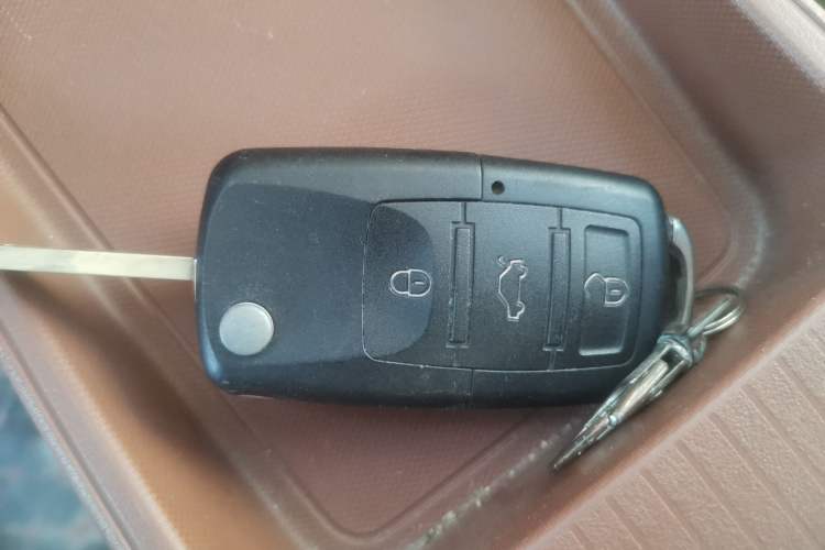 Used Xiaohu EV 2022 FOR-Four Guai Guai Tiger Long-Range Lithium-NMC Vehicle Key