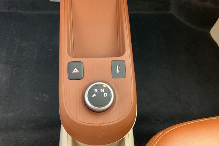 Used Xiaohu EV 2022 FOR-Four Guai Guai Tiger Long-Range Lithium-NMC Gear Lever