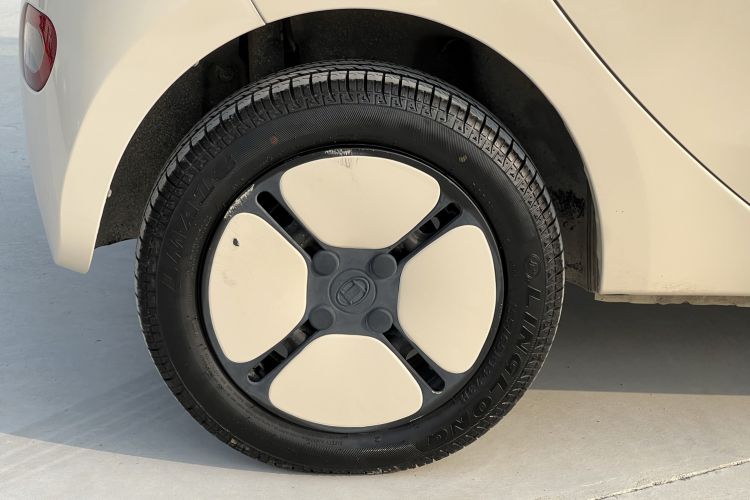 Used Xiaohu EV 2022 FOR-Four Guai Guai Tiger Long-Range Lithium-NMC Right Rear Wheel Hub