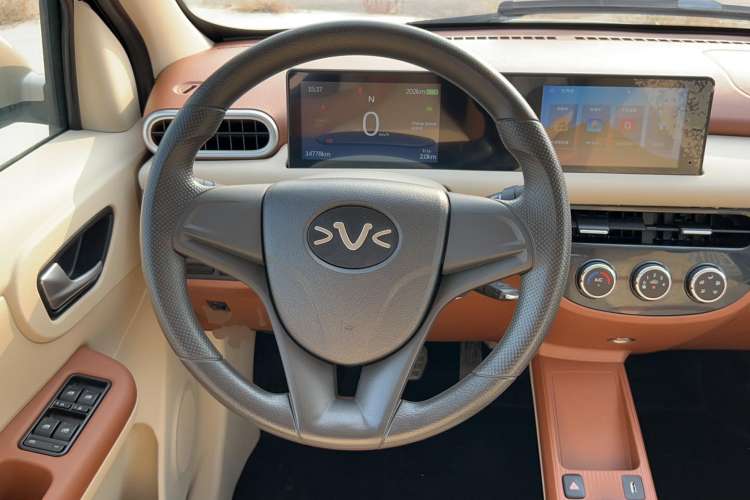 Used Xiaohu EV 2022 FOR-Four Guai Guai Tiger Long-Range Lithium-NMC Steering Wheel