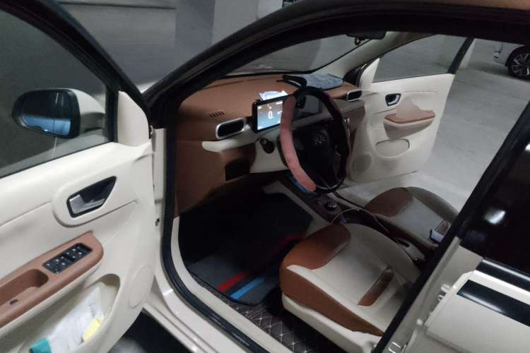 Used Xiaohu EV 2022 FOR-Four Guai Guai Tiger Long-Range Lithium-NMC Driver Seat
