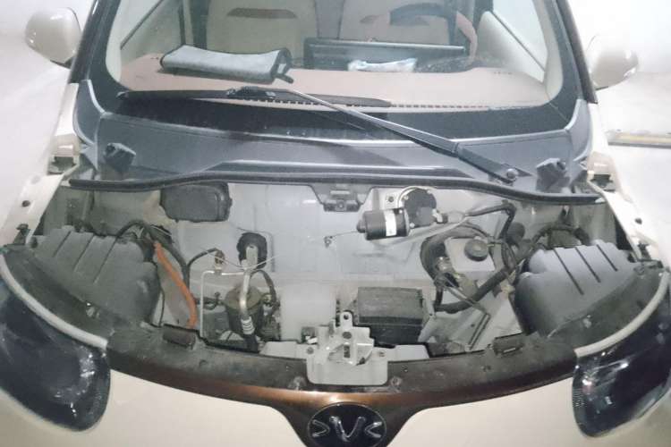 Used Xiaohu EV 2022 FOR-Four Guai Guai Tiger Long-Range Lithium-NMC Engine Bay