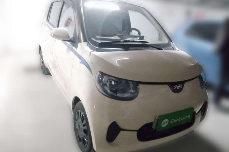 Used Xiaohu EV 2022 FOR-Four Guai Guai Tiger Long-Range Lithium-NMC Front Right 45 Deg
