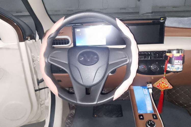Used Xiaohu EV 2022 FOR-Four Guai Guai Tiger Long-Range Lithium-NMC Steering Wheel