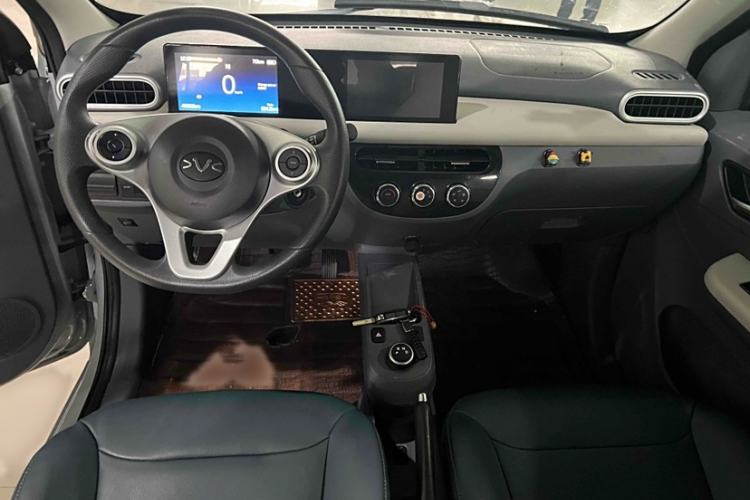 Used Xiaohu EV 2022 FOR-Four Goodie Tiger Ternary Lithium Interior 1