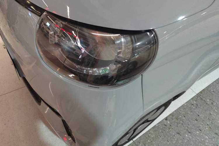 Used Xiaohu EV 2022 FOR-Four Goodie Tiger Ternary Lithium Left Front Headlight