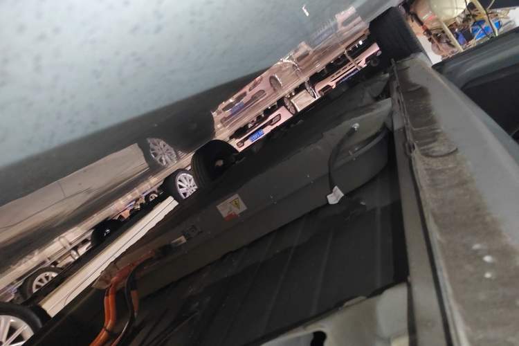 Used Xiaohu EV 2022 FOR-Four Goodie Tiger Ternary Lithium Left Side Sill