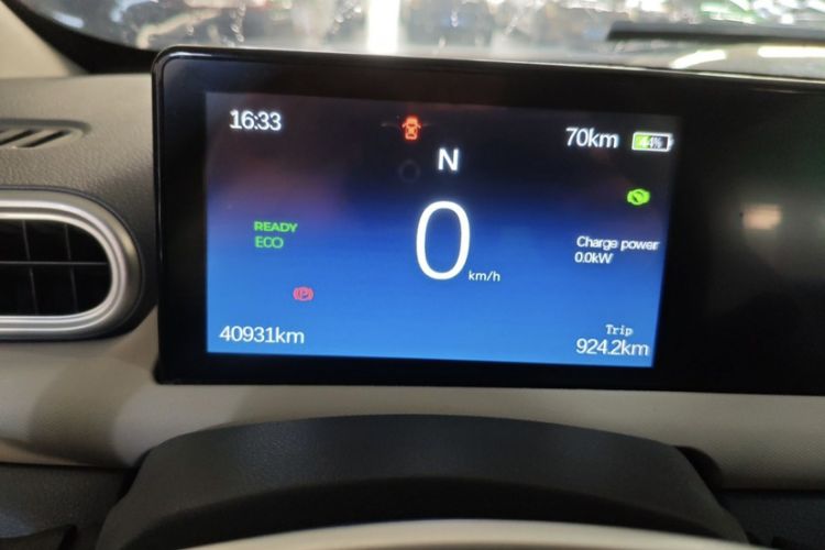 Used Xiaohu EV 2022 FOR-Four Goodie Tiger Ternary Lithium Odometer Close Up