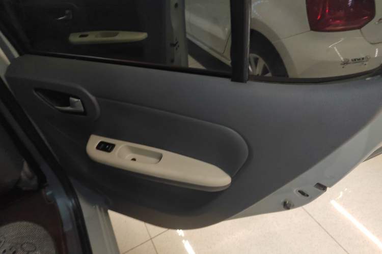 Used Xiaohu EV 2022 FOR-Four Goodie Tiger Ternary Lithium Right Rear Door Interior