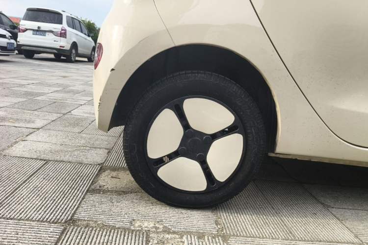 Used Xiaohu EV 2022 FOR-Four Guai Guai Tiger Long-Range Lithium-NMC Exterior 5