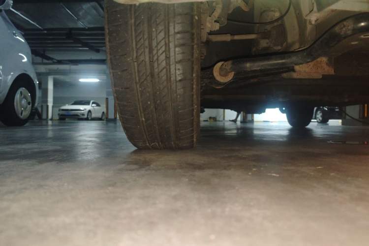 Used Xiaohu EV 2022 FOR-Four Goodie Tiger Ternary Lithium Chassis Front Right