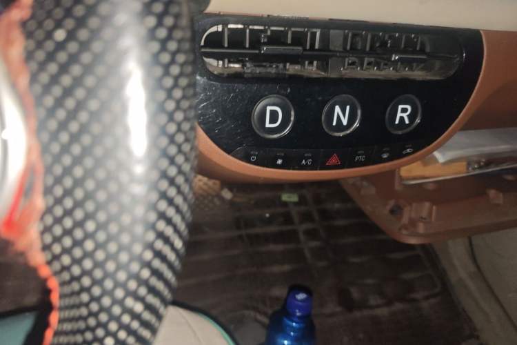 Used Xiaohu EV 2022 FOR-Four Goodie Tiger Ternary Lithium Gear Lever