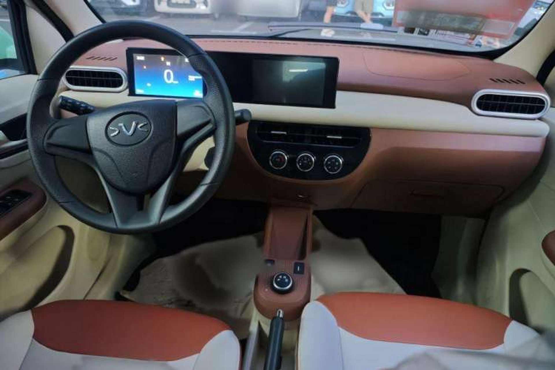 Used Xiaohu EV 2022 FOR-Four Goodie Tiger Ternary Lithium Interior 1