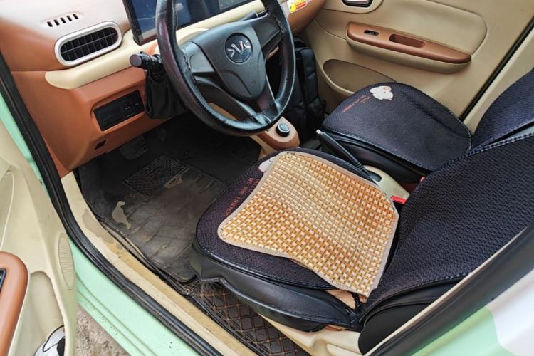 Used Xiaohu EV 2022 FOR-Four Guai Guai Tiger Long-Range Lithium-NMC Left Front Seat