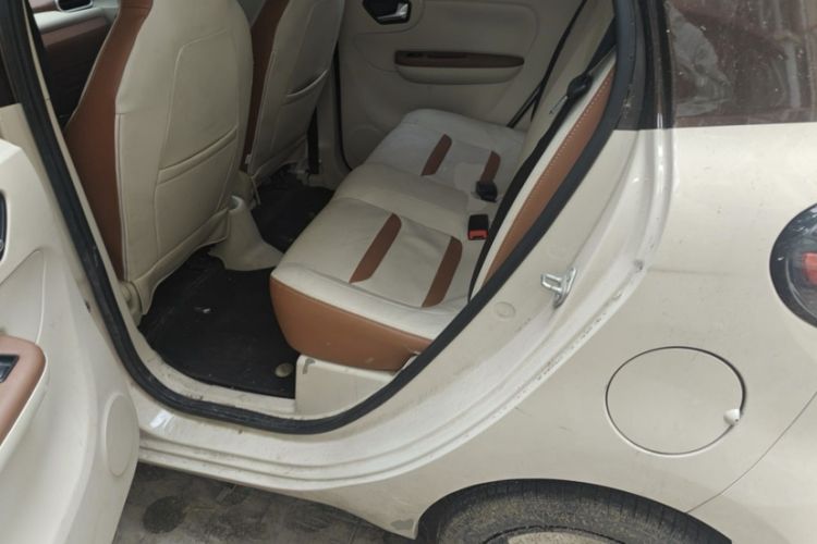 Used Xiaohu EV 2022 FOR-Four Goodie Tiger Lithium Iron Phosphate Interior 2