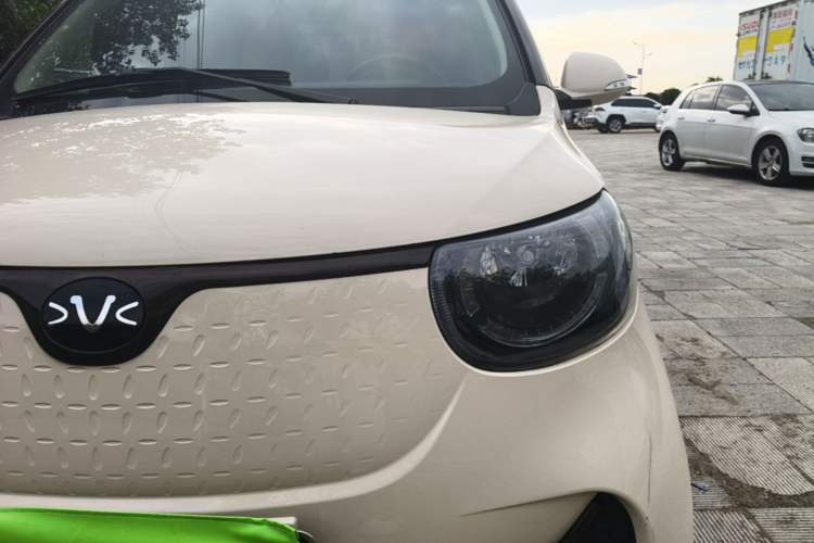Used Xiaohu EV 2022 FOR-Four Guai Guai Tiger Long-Range Lithium-NMC Left Front Headlight