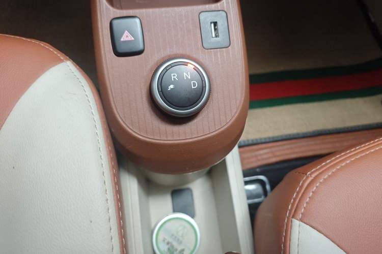 Used Xiaohu EV 2022 FOR-Four Goodie Tiger Ternary Lithium Gear Lever