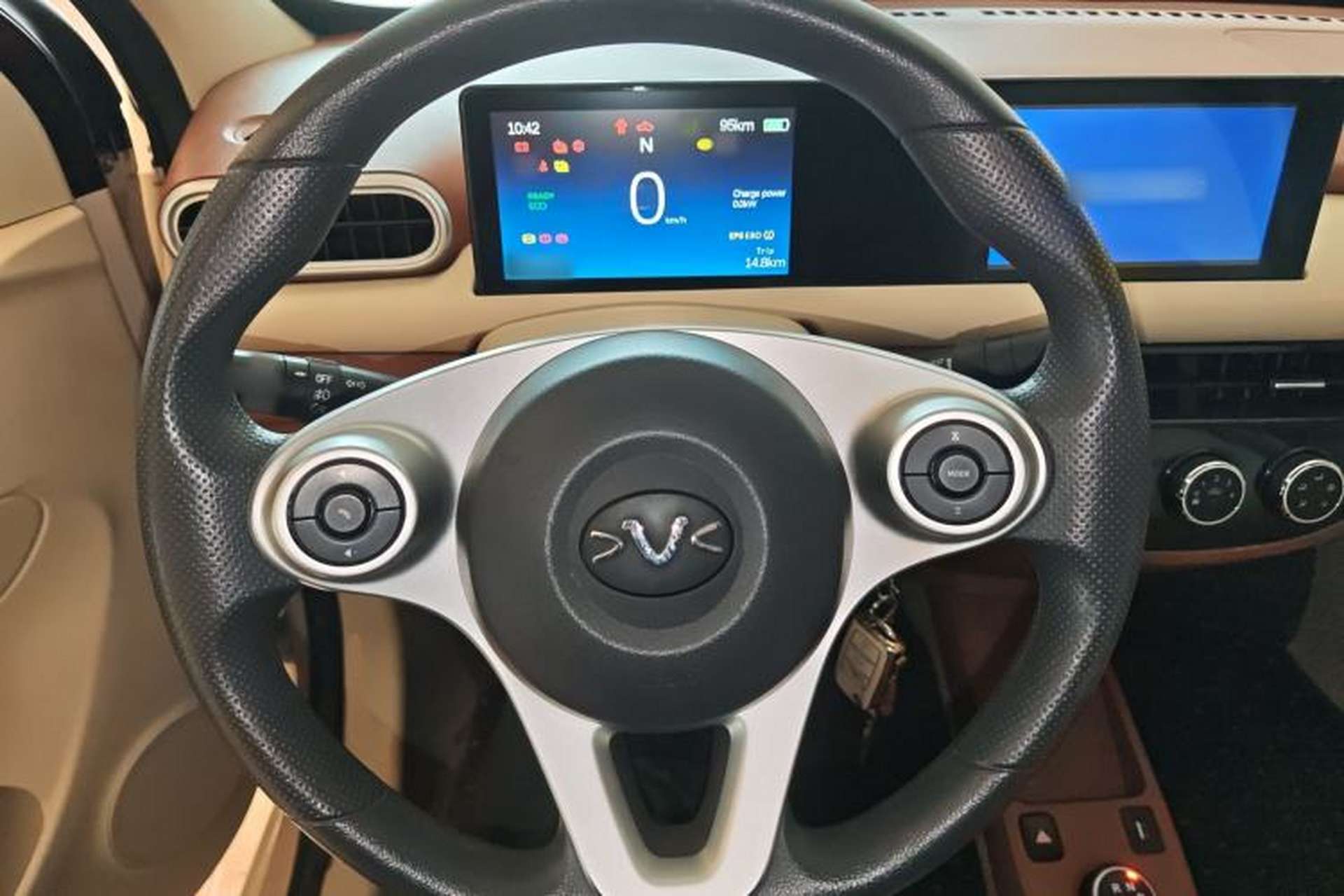 Used Xiaohu EV 2022 FOR-Four Goodie Tiger Ternary Lithium Steering Wheel