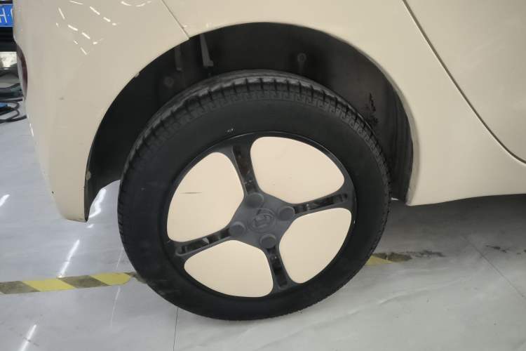 Used Xiaohu EV 2022 FOR-Four Goodie Tiger Ternary Lithium Exterior 5