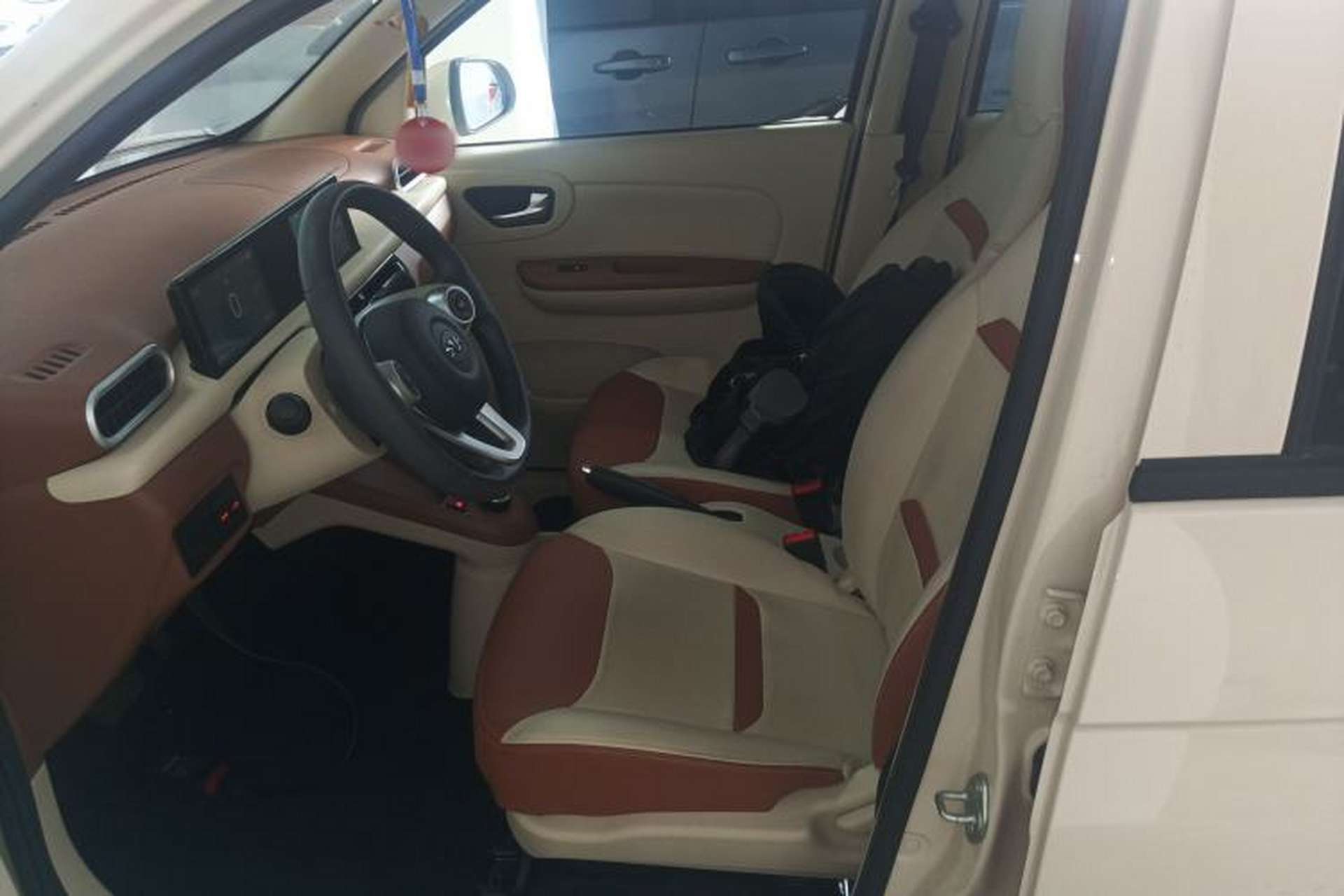 Used Xiaohu EV 2022 FOR-Four Goodie Tiger Ternary Lithium Left Front Seat