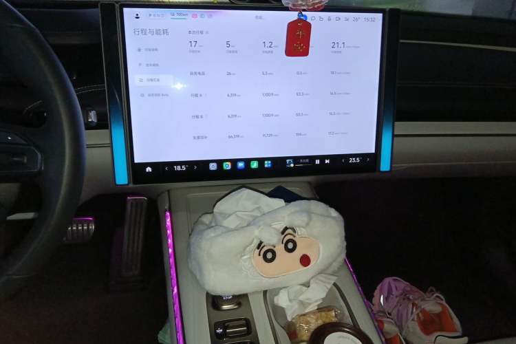 Used Xiaomi Auto SU7 2024 Four-Wheel Drive Ultra-Long Range Advanced Intelligent Driving Max Edition Audio And AC Panel
