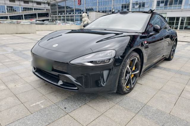 Used Xiaomi Auto SU7 2024 Four-Wheel Drive Ultra-Long Range Advanced Intelligent Driving Max Edition