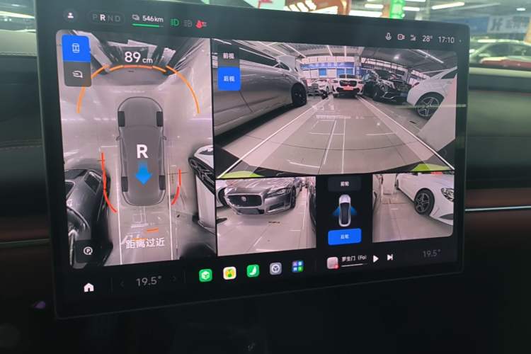Used Xiaomi Auto SU7 2024 Four-Wheel Drive Ultra-Long Range Advanced Intelligent Driving Max Edition Audio And AC Panel