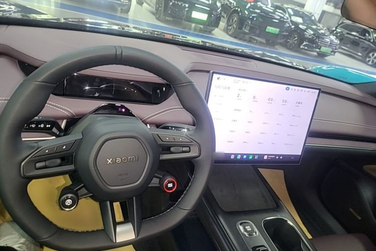 Used Xiaomi Auto SU7 2024 Rear-Drive Long-Range Intelligent Driving Version Center Console